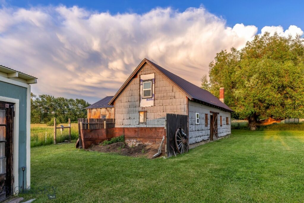 12977 Cottonwood Road, Bozeman MT 59718