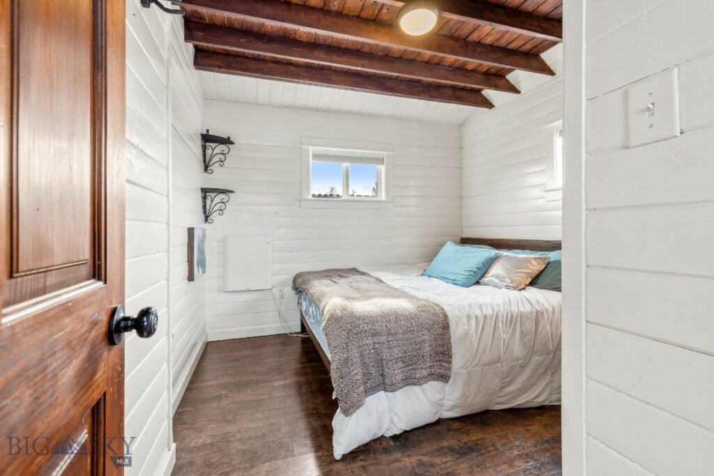 12977 Cottonwood Road, Bozeman MT 59718