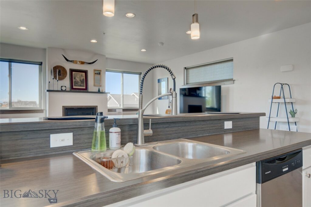 13 Macee Lane, Bozeman MT 59718