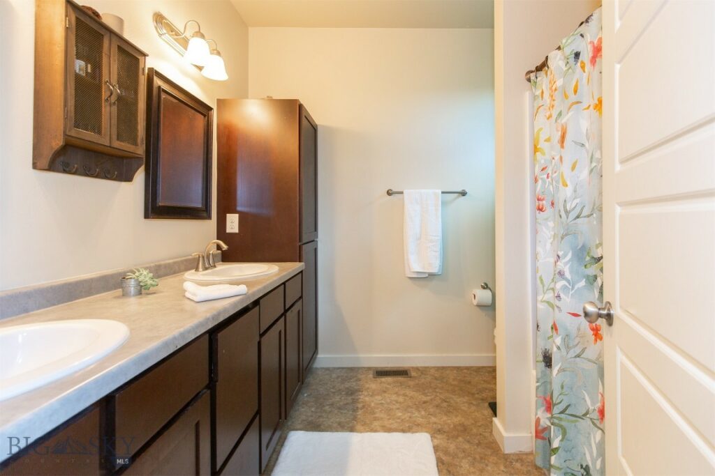 13 Ramshorn Peak Lane, Bozeman MT 59718