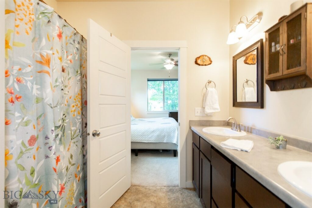 13 Ramshorn Peak Lane, Bozeman MT 59718