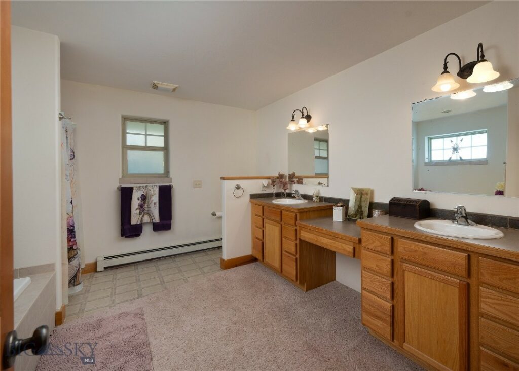 130 4 Dot Lane, Belgrade MT 59714