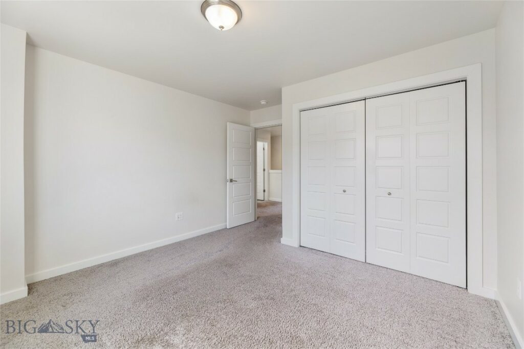 1302 Grover Lane, Belgrade MT 59714