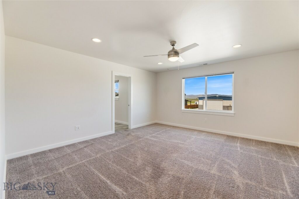 1302 Grover Lane, Belgrade MT 59714