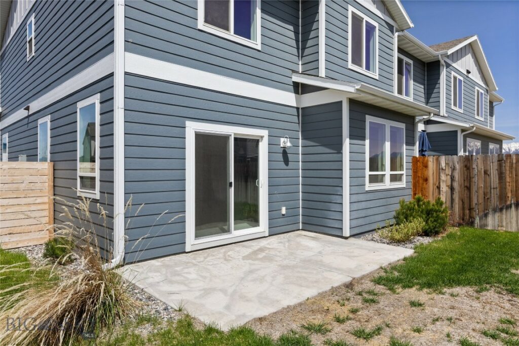 1302 Grover Lane, Belgrade MT 59714
