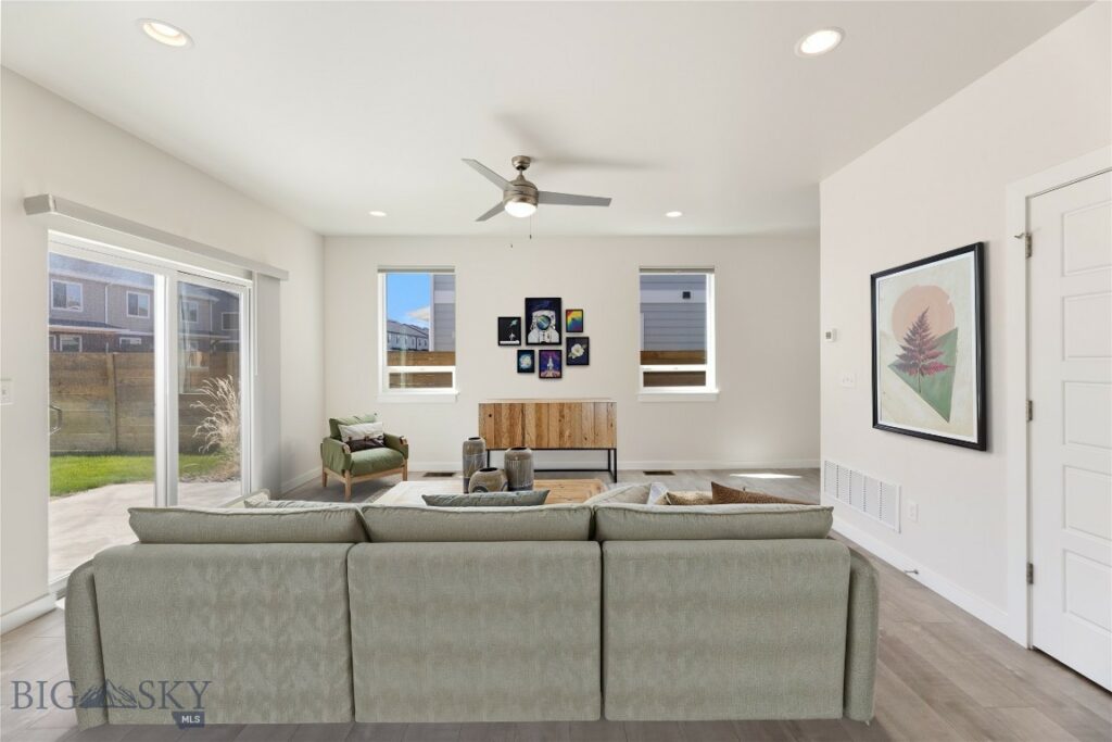 1302 Grover Lane, Belgrade MT 59714