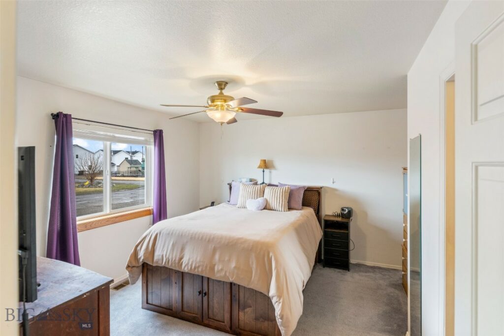 1302 W Summit Street, Livingston MT 59047