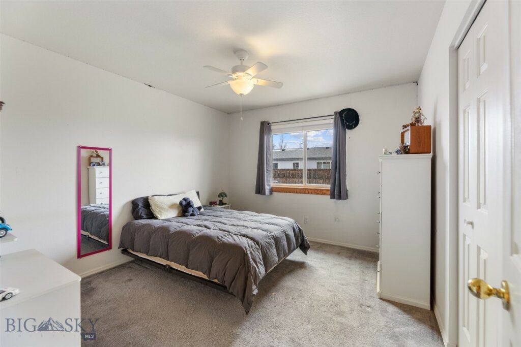 1302 W Summit Street, Livingston MT 59047