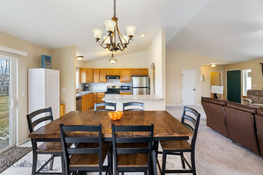 1302 W Summit Street, Livingston MT 59047