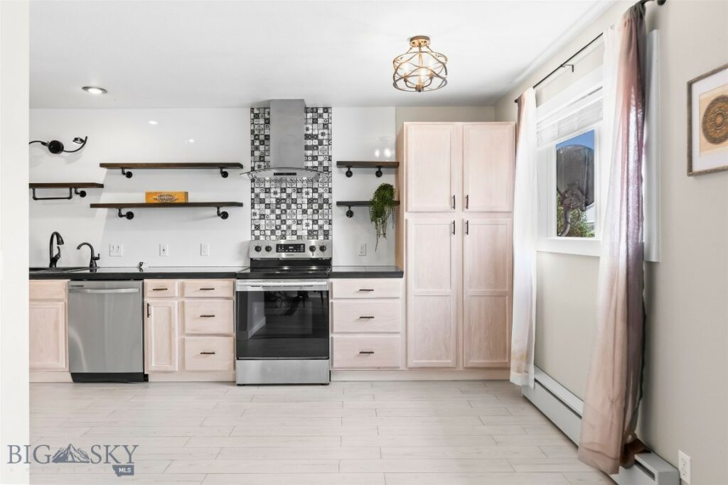 1304 Absaroka Court, Livingston MT 59047