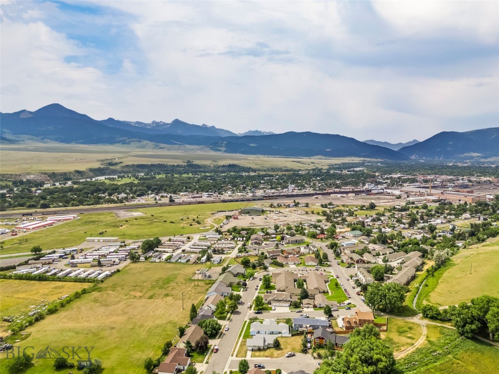 1304 Absaroka Court, Livingston MT 59047