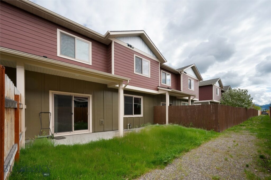 1304 Glider Lane, Belgrade MT 59714