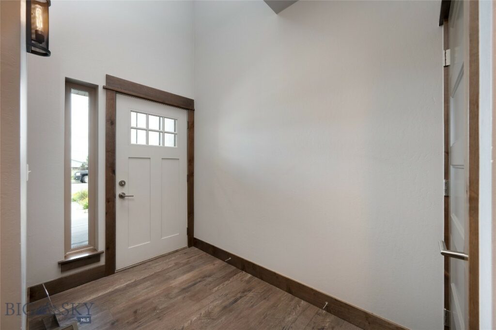 1304 Glider Lane, Belgrade MT 59714
