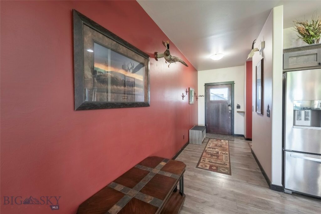1305 Powers Boulevard, Belgrade MT 59714