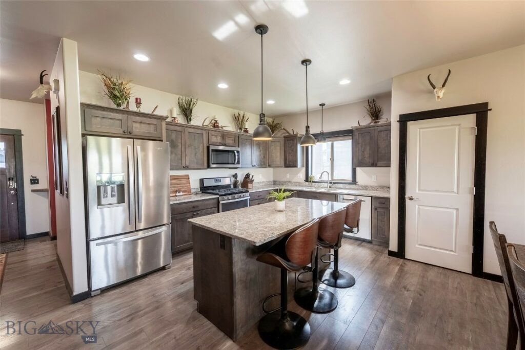1305 Powers Boulevard, Belgrade MT 59714