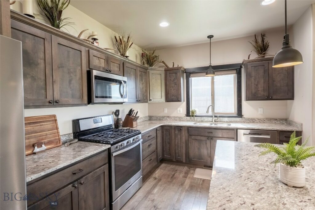1305 Powers Boulevard, Belgrade MT 59714