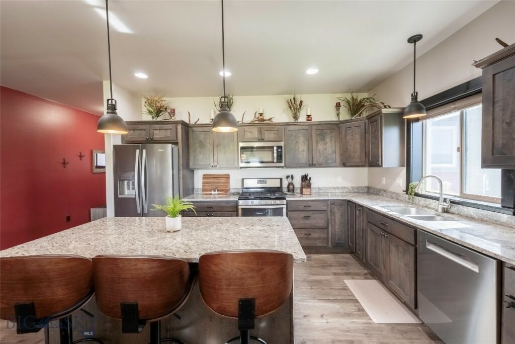 1305 Powers Boulevard, Belgrade MT 59714
