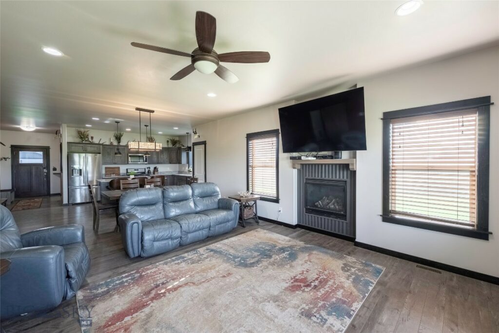 1305 Powers Boulevard, Belgrade MT 59714