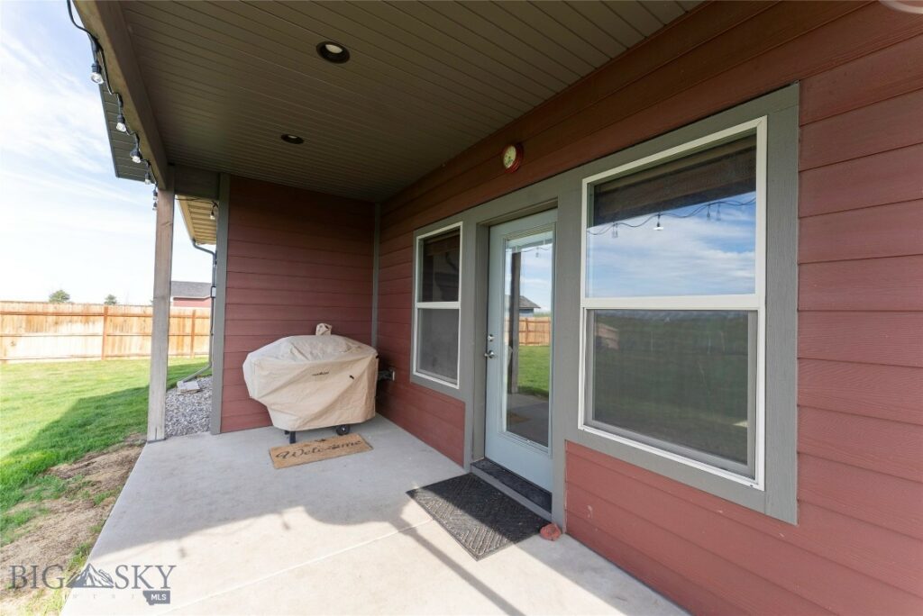 1305 Powers Boulevard, Belgrade MT 59714