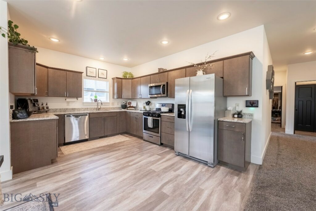 1306 Scooter Lane, Belgrade MT 59714