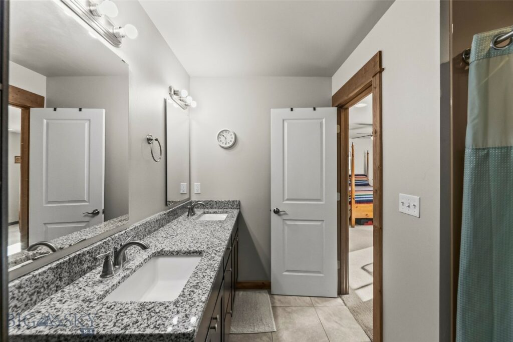 1307 Fozzie Lane, Belgrade MT 59714