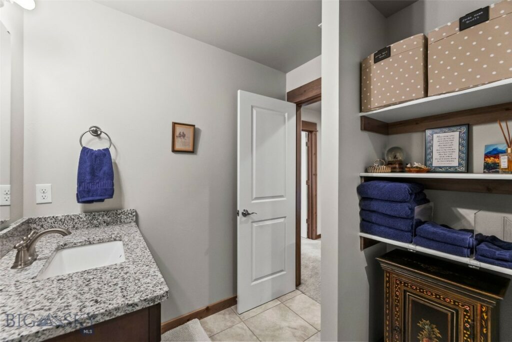 1307 Fozzie Lane, Belgrade MT 59714