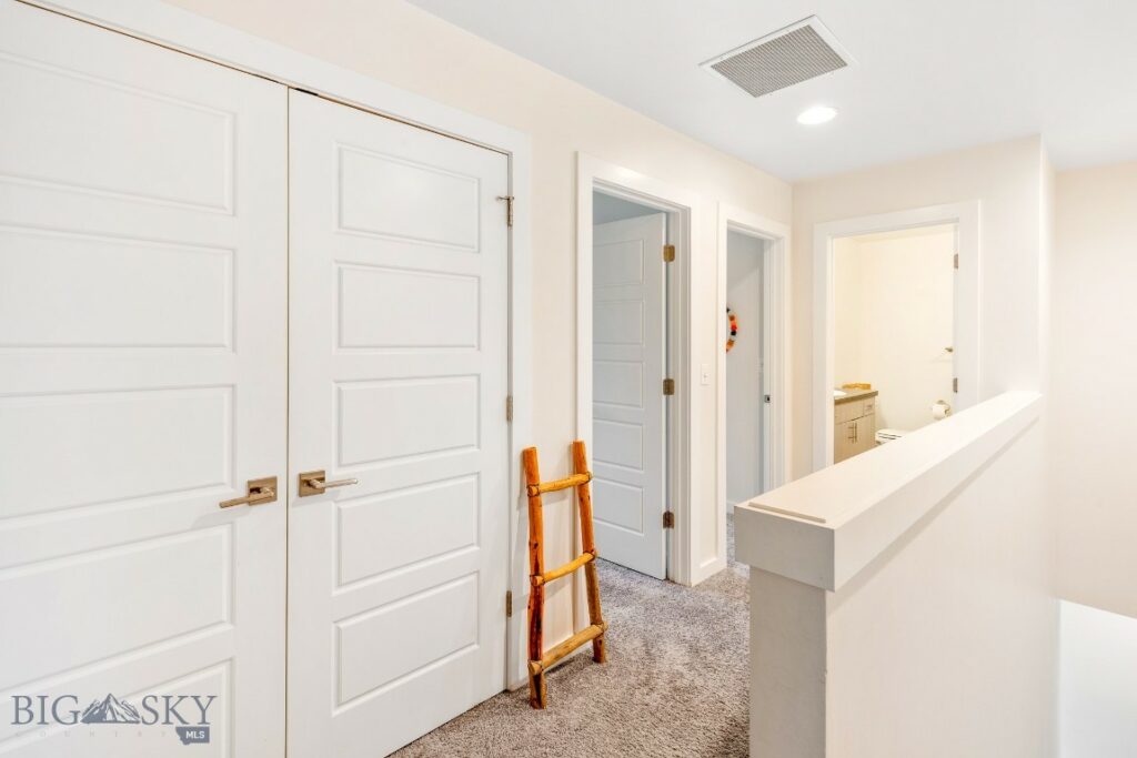 1307 Grover Lane, Belgrade MT 59714