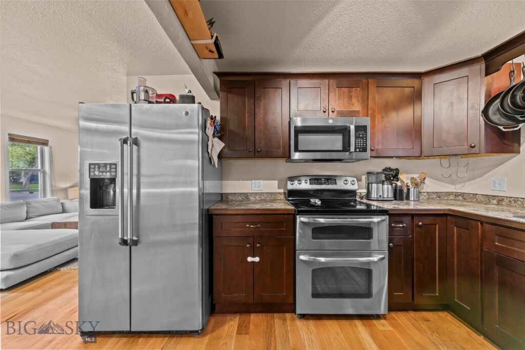 131 S M Street, Livingston MT 59047