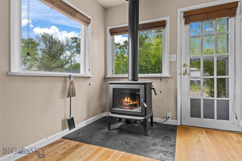 131 S M Street, Livingston MT 59047
