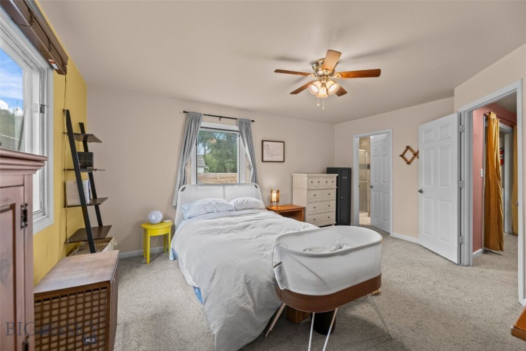 131 S M Street, Livingston MT 59047