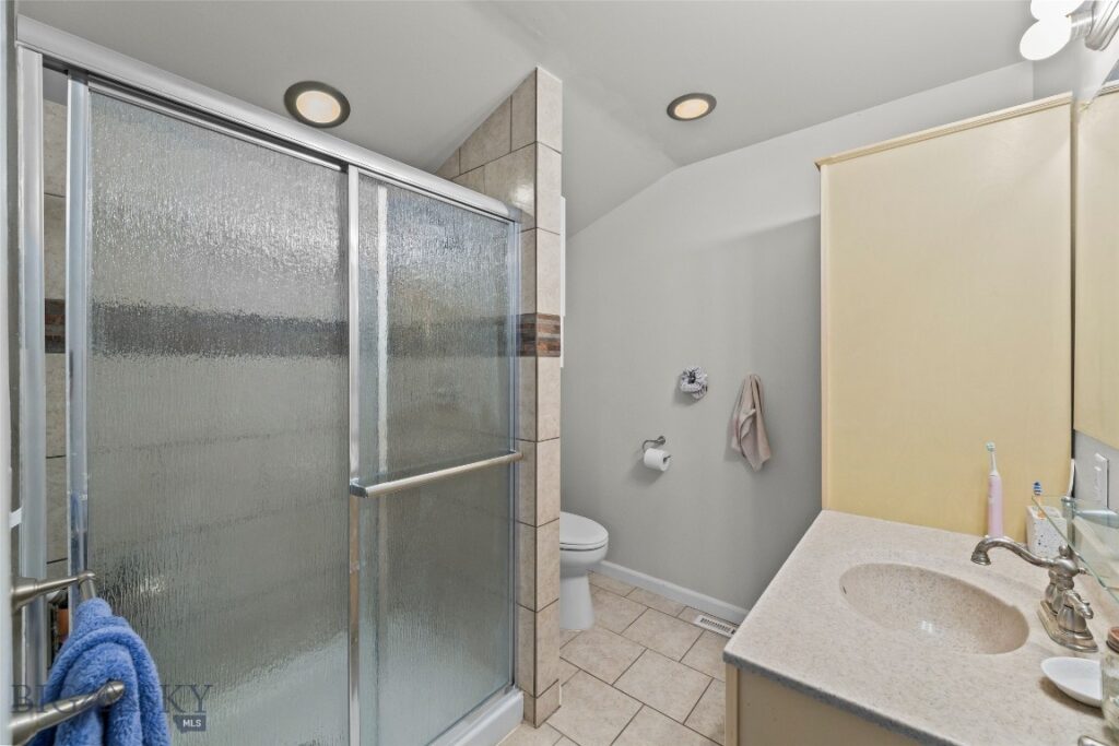 131 S M Street, Livingston MT 59047