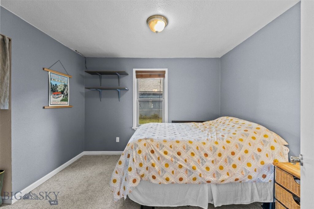 131 S M Street, Livingston MT 59047