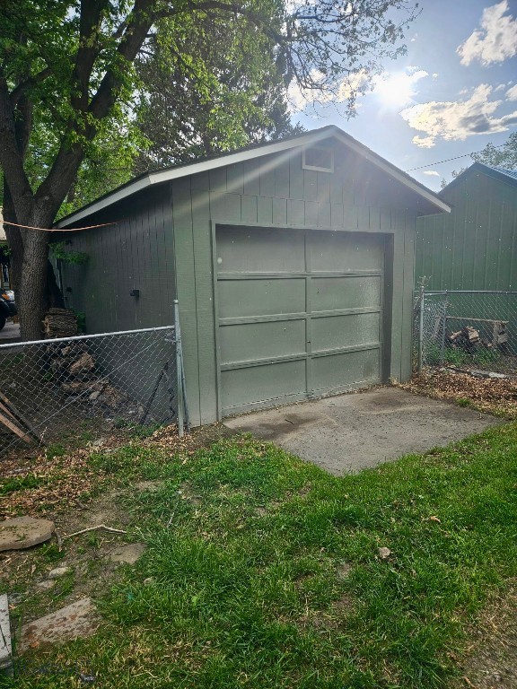 131 S M Street, Livingston MT 59047