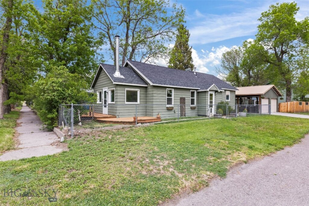 131 S M Street, Livingston MT 59047