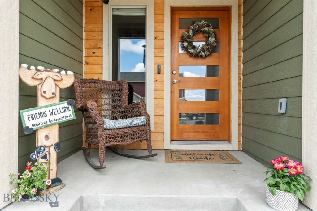 1310 Glider Lane, Belgrade MT 59714