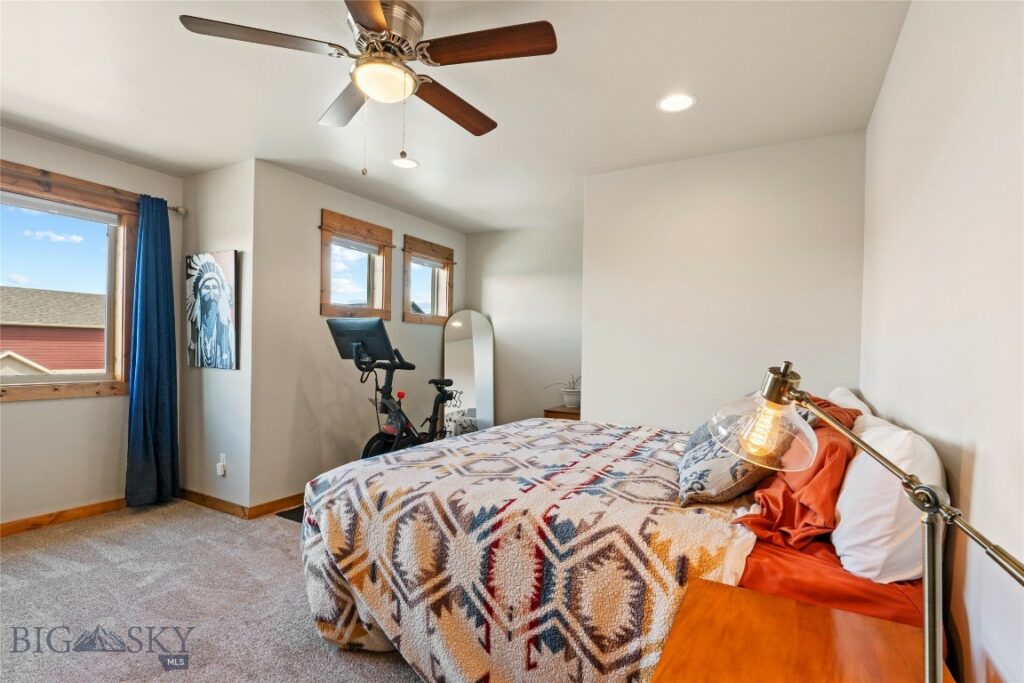 1310 Glider Lane, Belgrade MT 59714