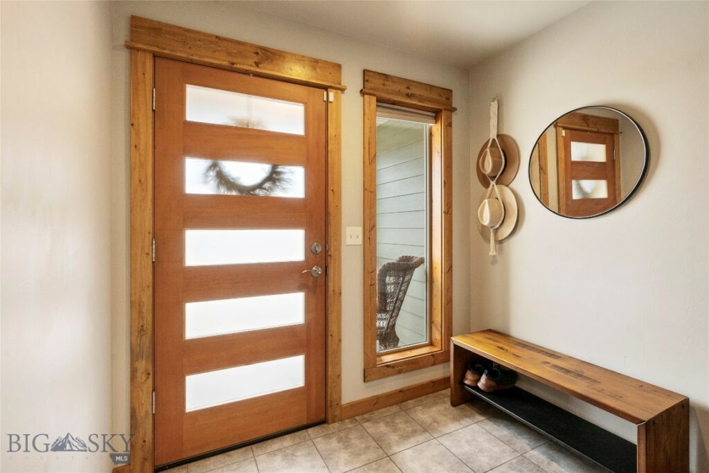 1310 Glider Lane, Belgrade MT 59714