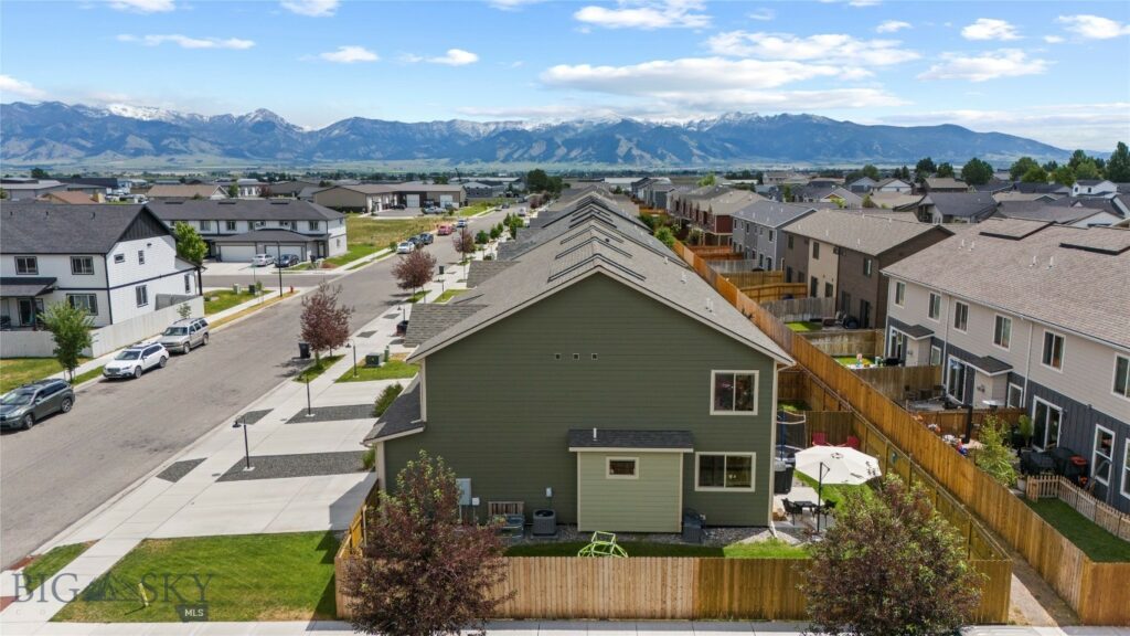 1310 Glider Lane, Belgrade MT 59714