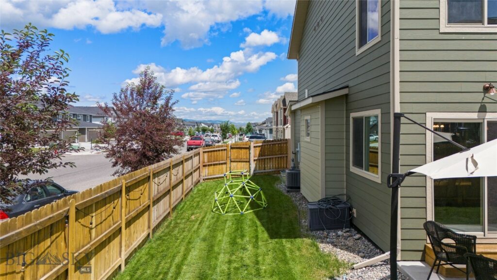 1310 Glider Lane, Belgrade MT 59714