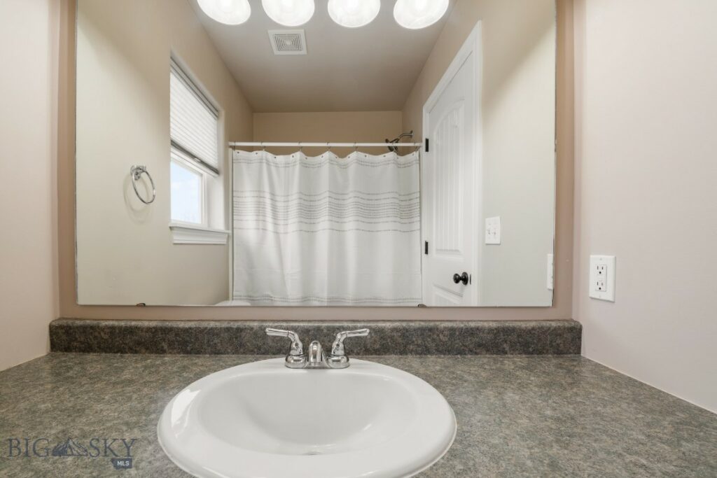 1314 Idaho Street, Belgrade MT 59714