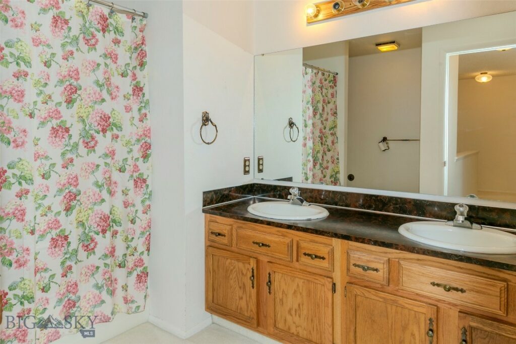 1324 W Crawford, Livingston MT 59047