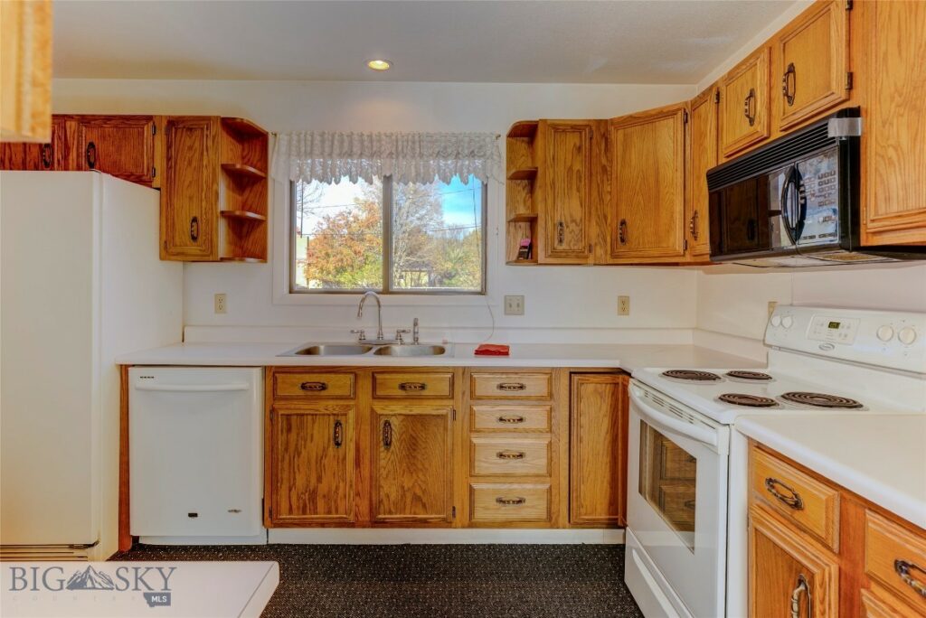 1324 W Crawford, Livingston MT 59047