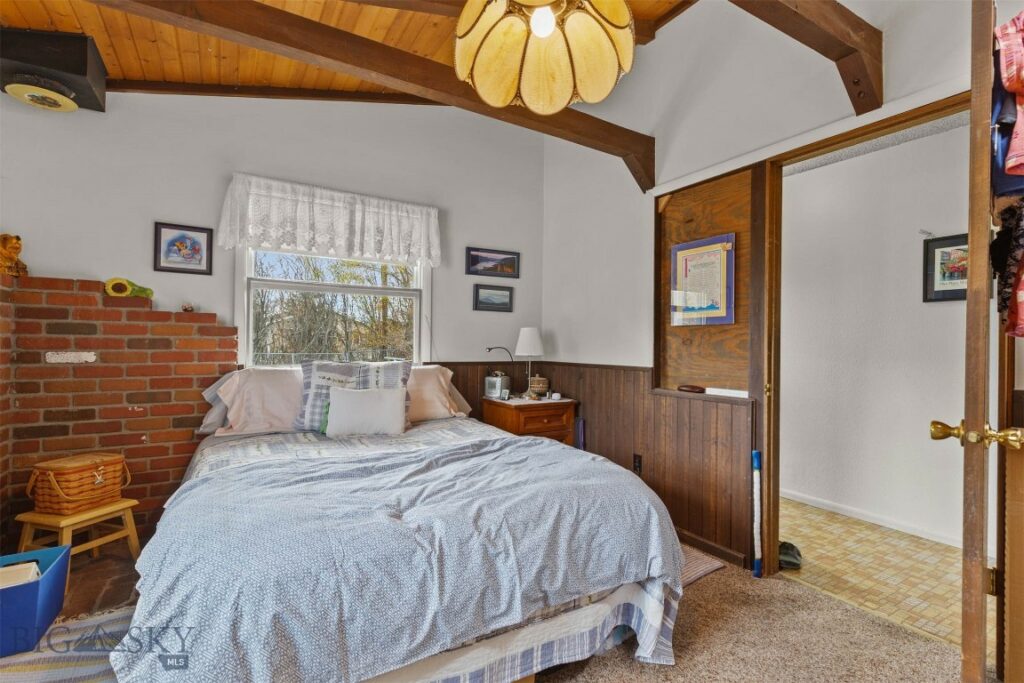 134 N 25th Avenue, Bozeman MT 59718