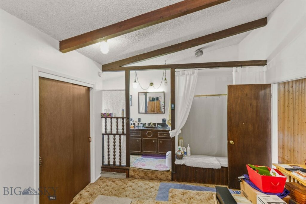 134 N 25th Avenue, Bozeman MT 59718