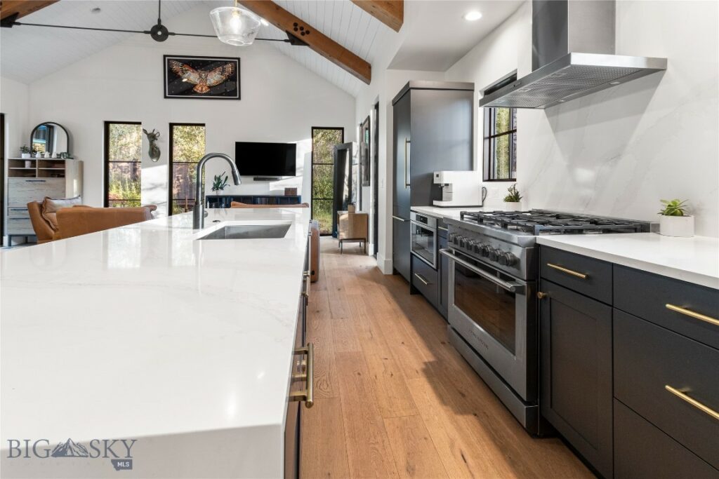 13720 Cottonwood Canyon Road, Bozeman MT 59718