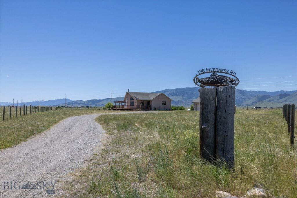138 Inverness, Livingston MT 59047