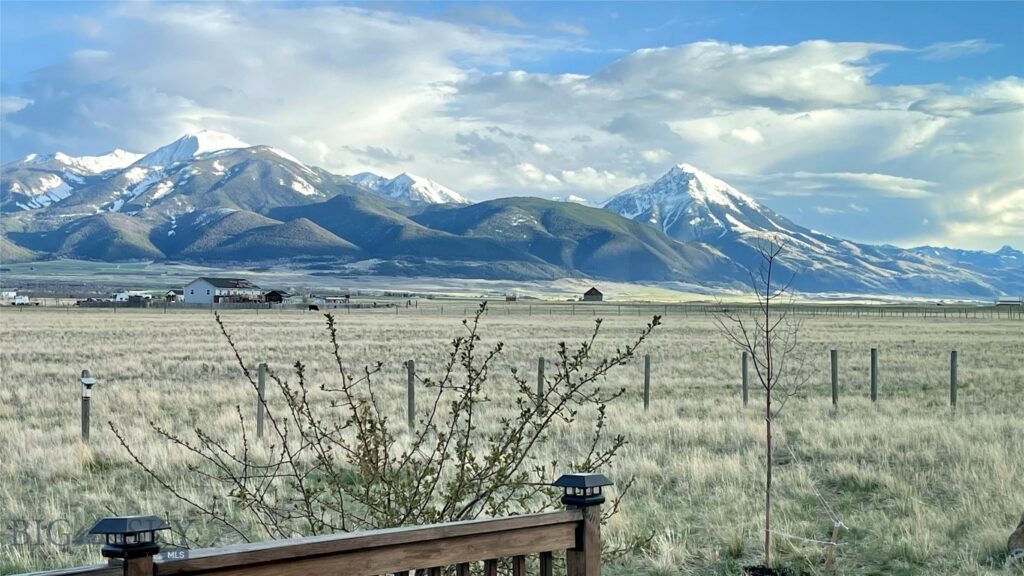 138 Inverness, Livingston MT 59047