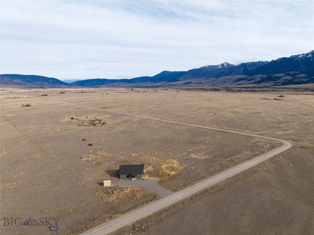 138 Inverness, Livingston MT 59047