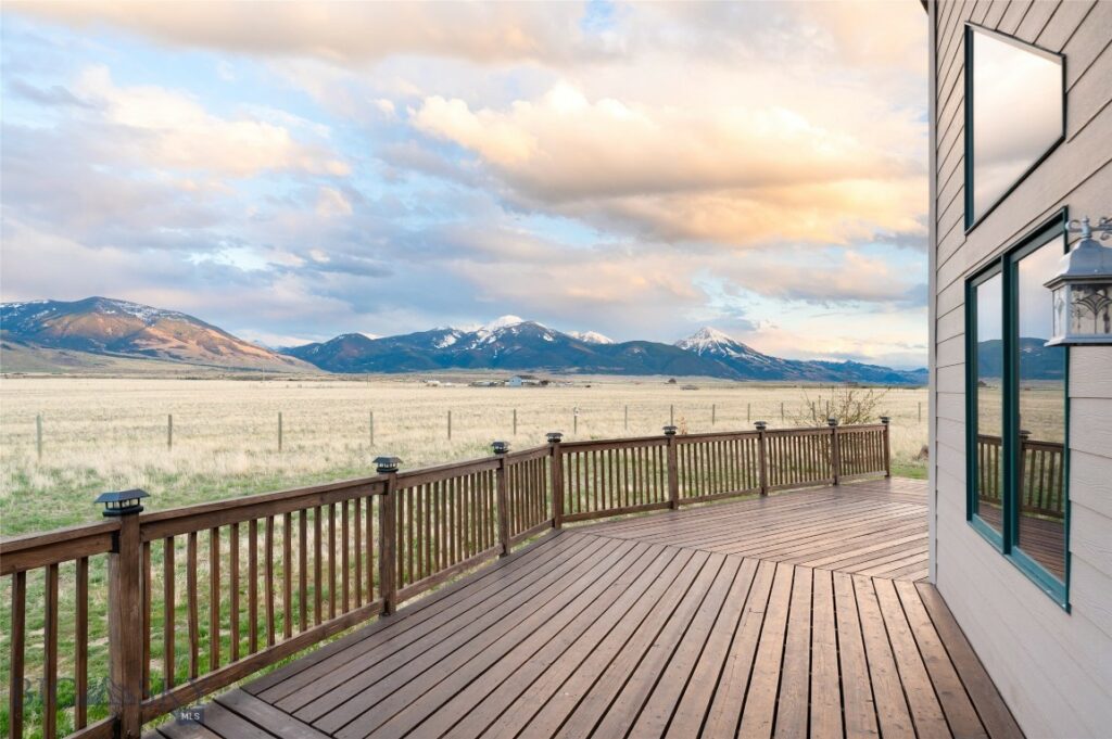 138 Inverness, Livingston MT 59047