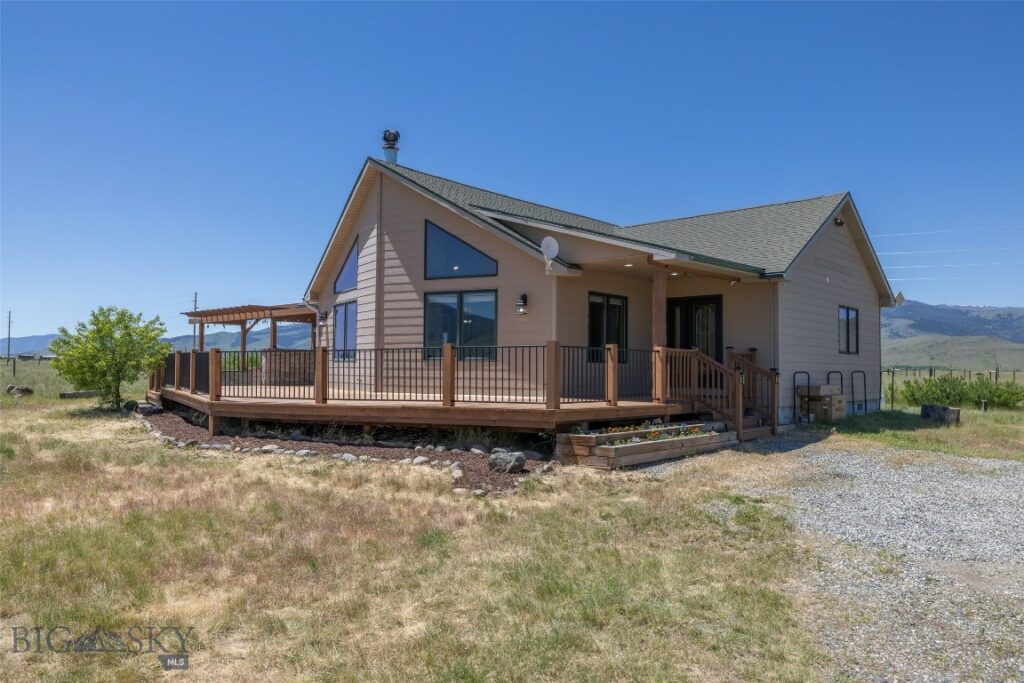 138 Inverness, Livingston MT 59047
